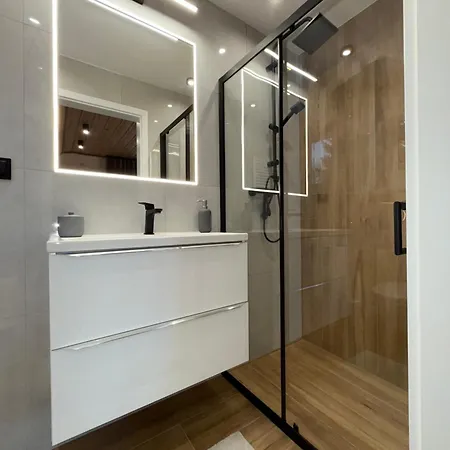 Pod Jalowcem Farmház *