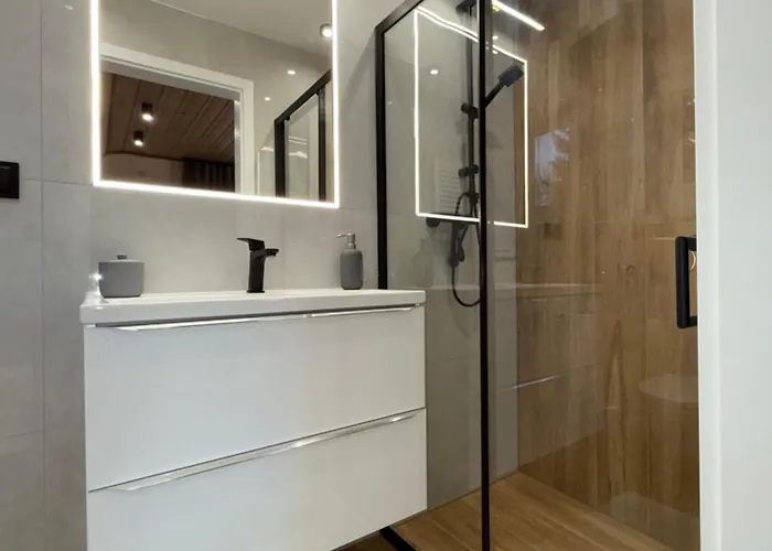 Pod Jałowcem Gospodarstwo agroturystyczne *